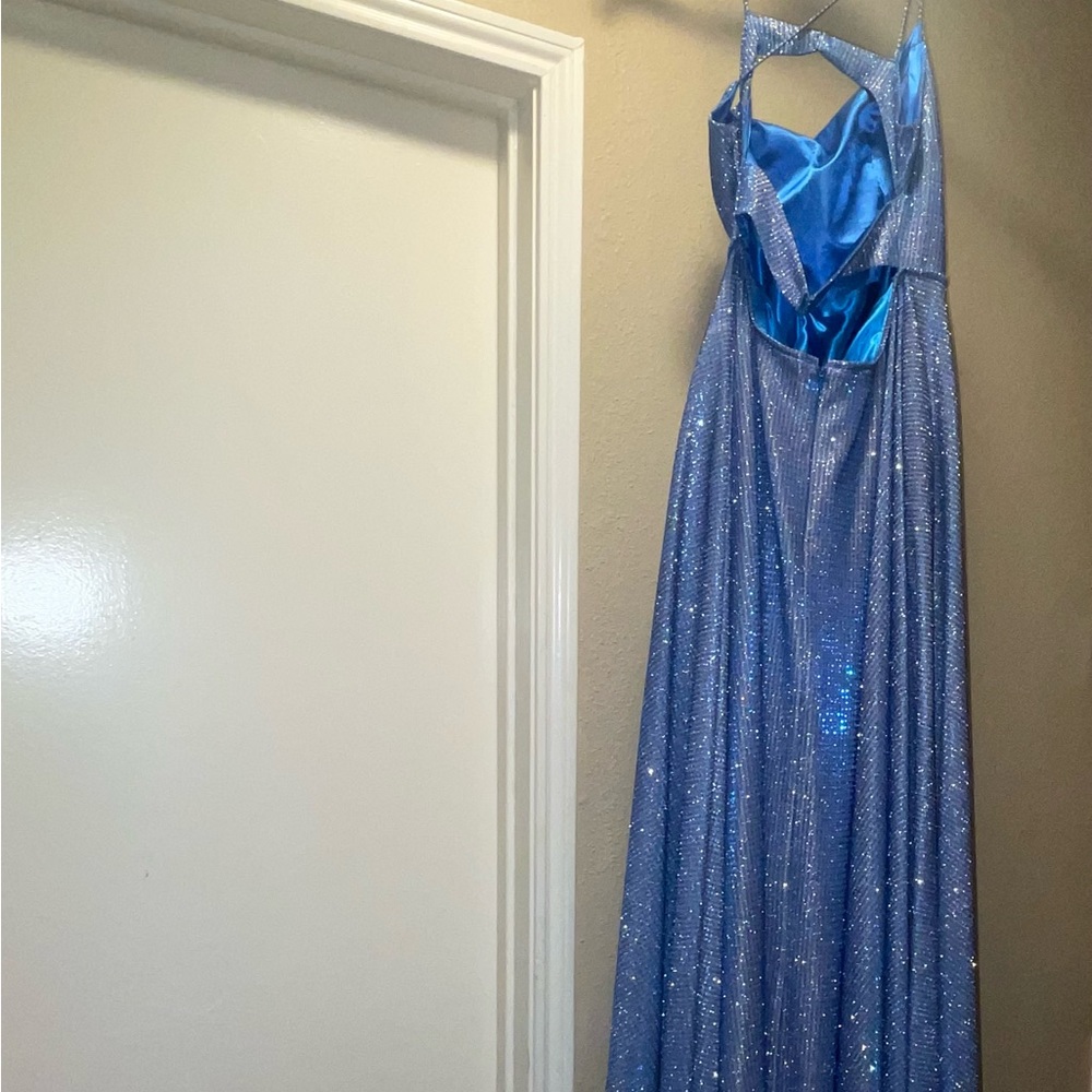 Prom Dress - Picture 5 of 6